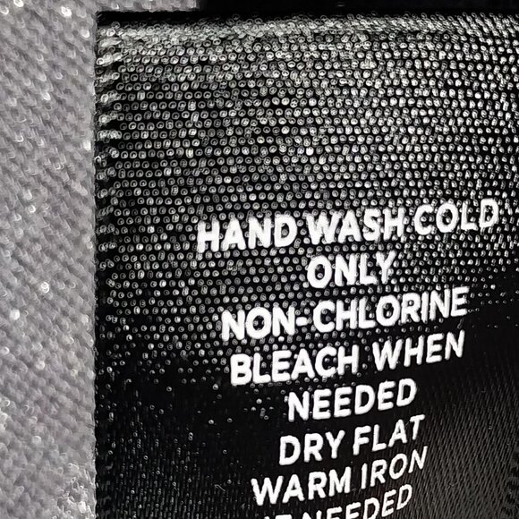 Torrid Womens Metallic Gray V-Neck High-Low Top Size 2 Shimmery Glitter Classic - Picture 6 of 8